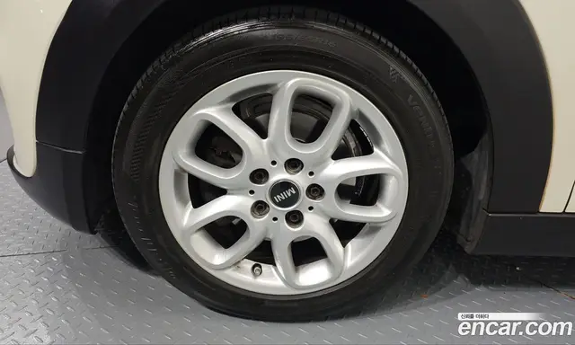 Mini Cooper 2015 1.5 АКПП, миниатюра 4