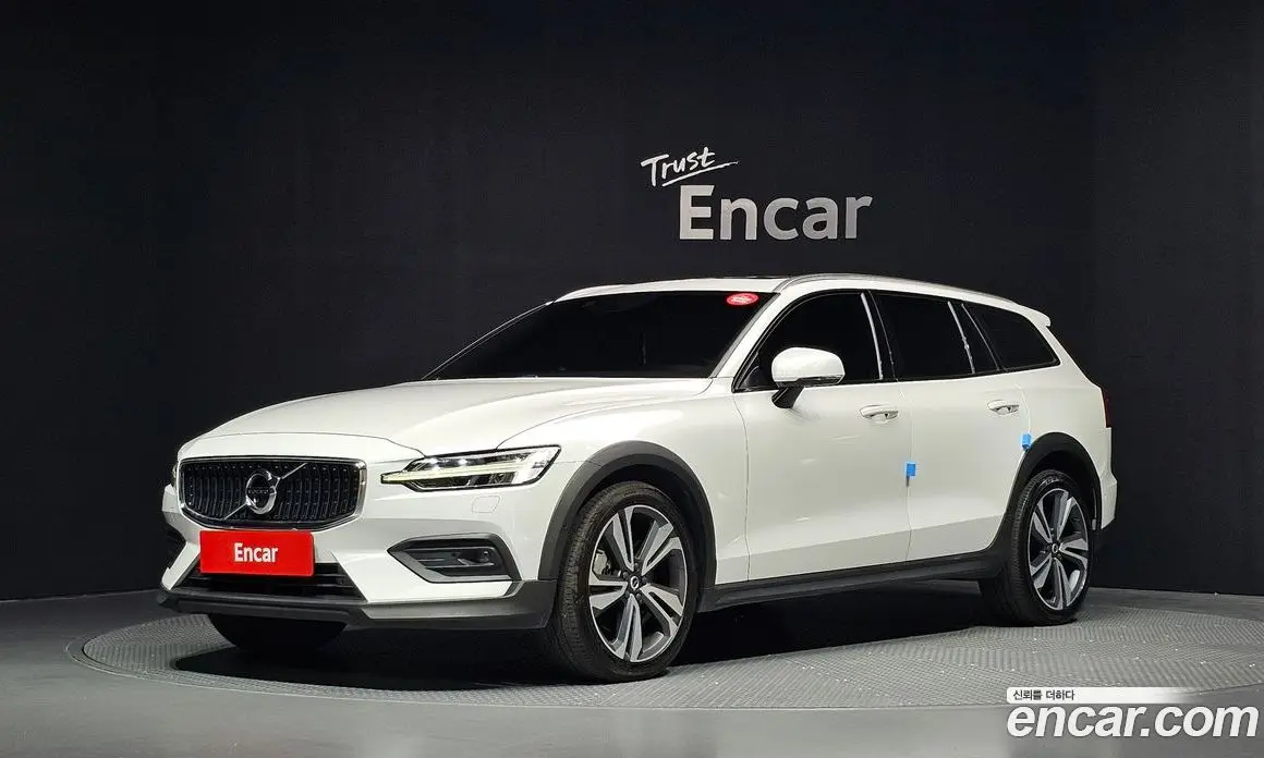 Volvo V60 2021 2.0 АКПП, фото 1 Volvo V60 2021 2.0 АКПП, фото 1