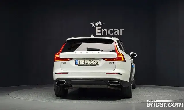 Volvo V60 2021 2.0 АКПП, миниатюра 4 Volvo V60 2021 2.0 АКПП, миниатюра 4