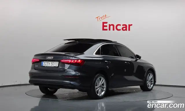 Audi A3 2023 2.0 АКПП, миниатюра 2
