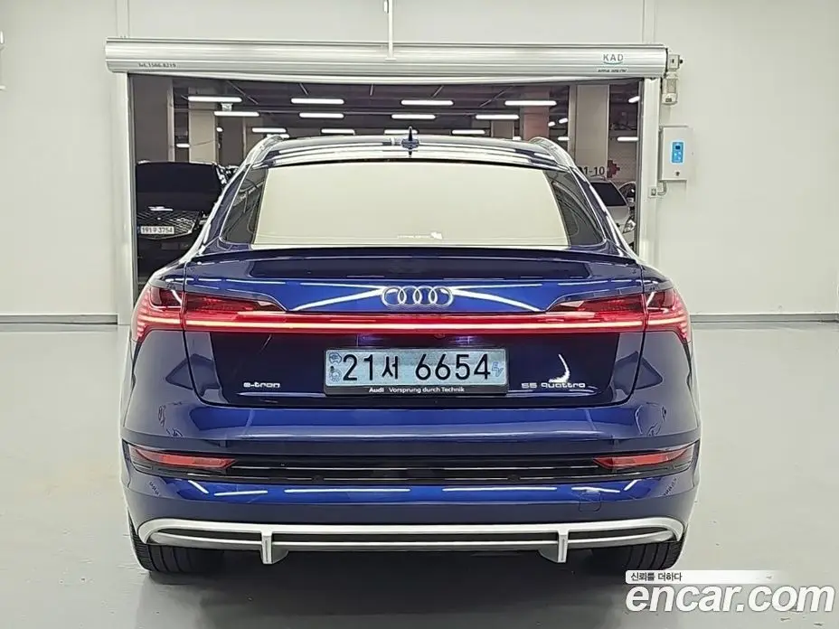 Audi e-tron 2021 1.0 АКПП, фото 3 Audi e-tron 2021 1.0 АКПП, фото 3