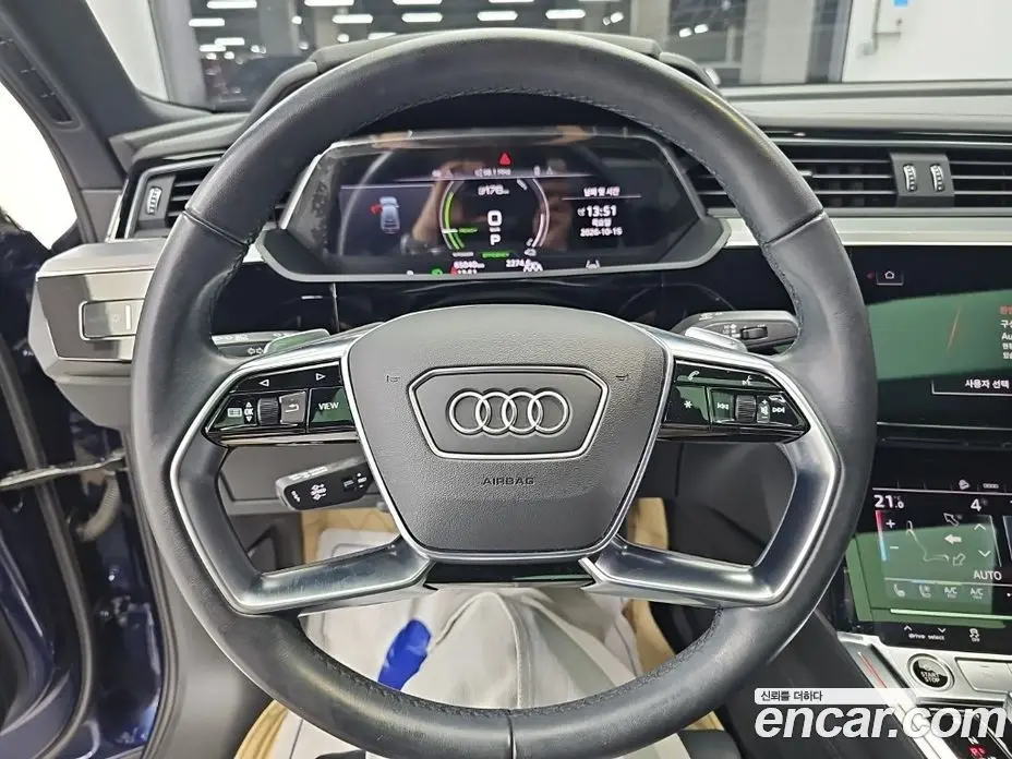 Audi e-tron 2021 1.0 АКПП, фото 9 Audi e-tron 2021 1.0 АКПП, фото 9