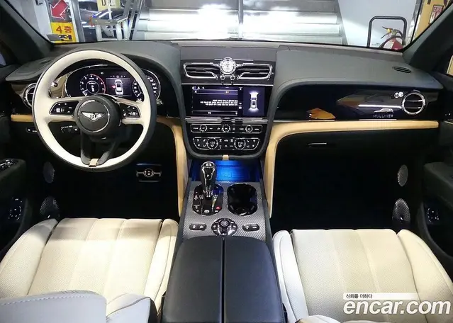 Bentley Bentayga 2026 4.0 АКПП, миниатюра 7
