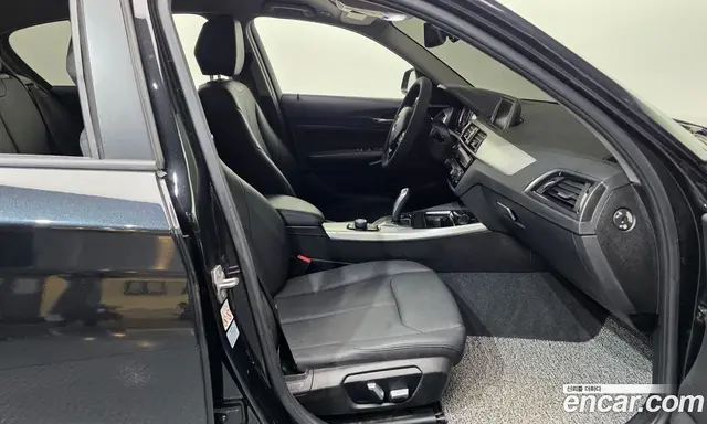 BMW 1 серия 2018 2.0 АКПП, миниатюра 11