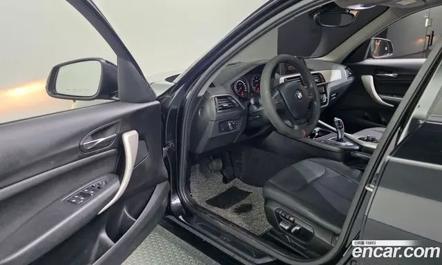BMW 1 серия 2018 2.0 АКПП, миниатюра 10