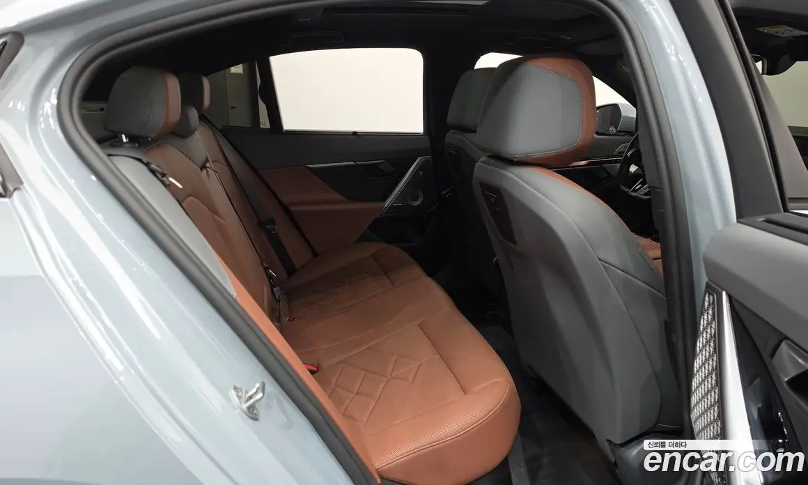 BMW i5 2026 0.2 АКПП, фото 17