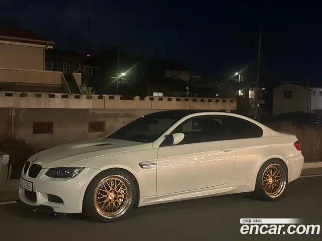 BMW M3 2008 4.0 АКПП, миниатюра 2