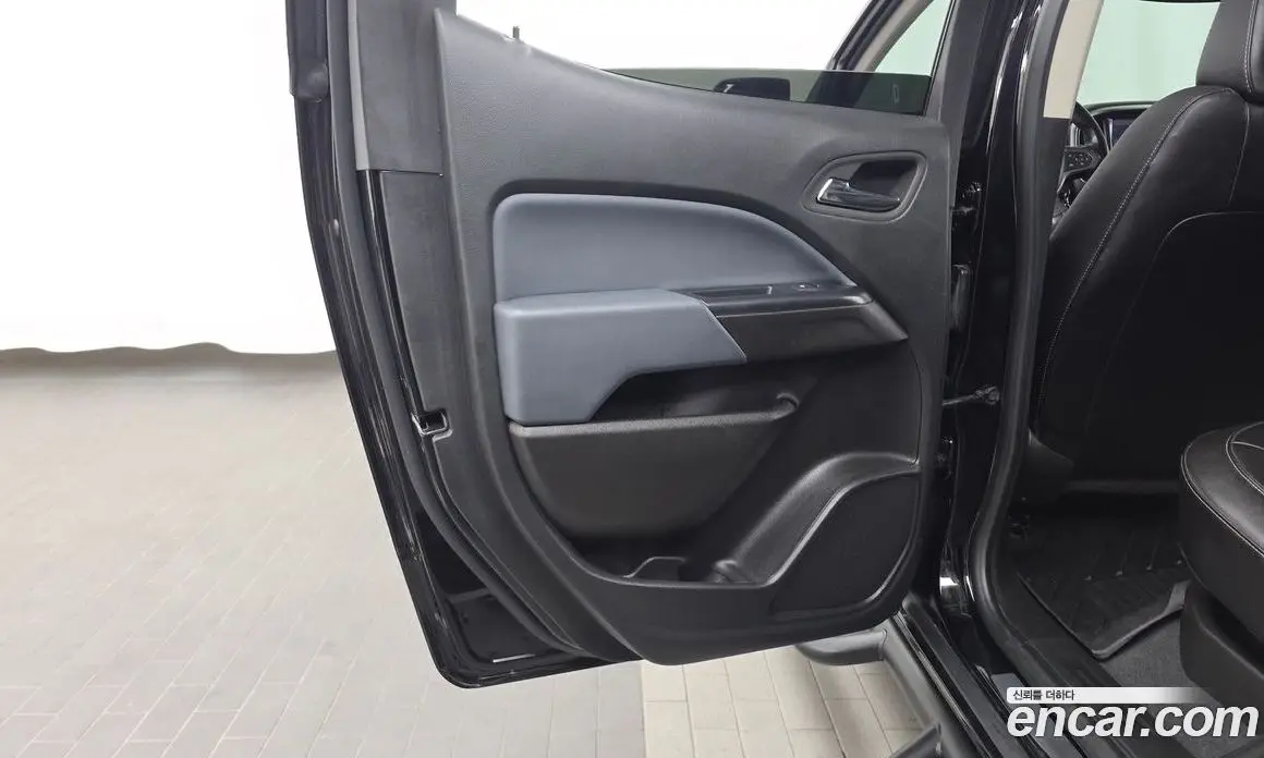 Chevrolet Colorado 2022 3.6 АКПП, фото 15