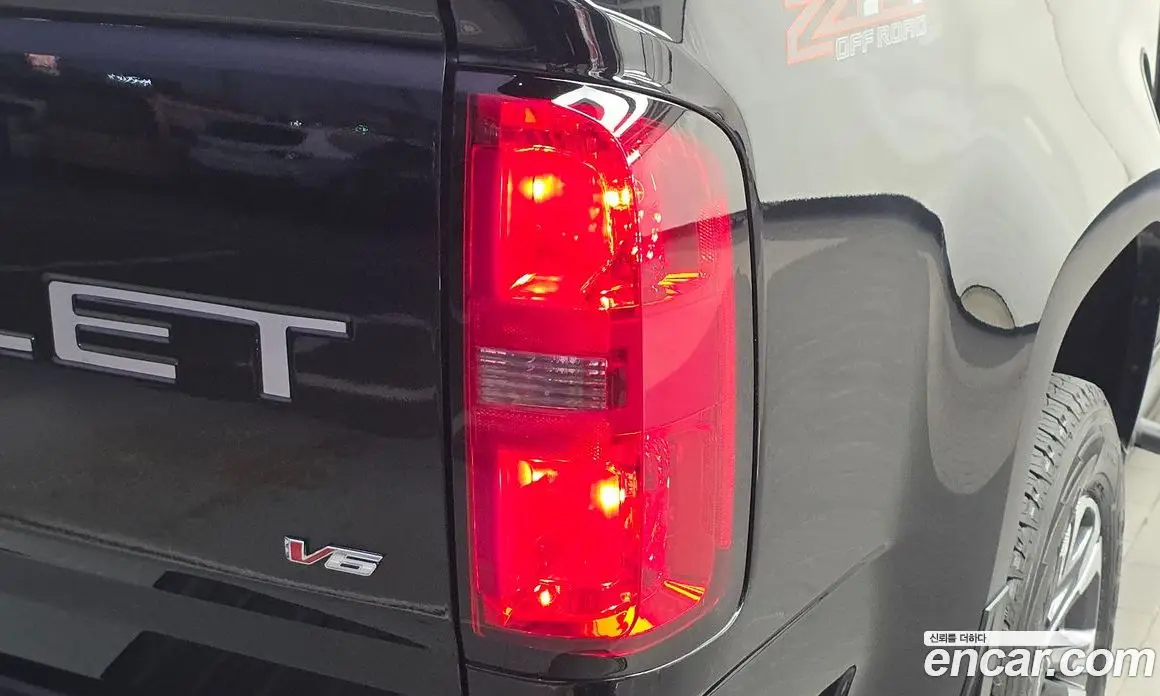 Chevrolet Colorado 2022 3.6 АКПП, фото 9