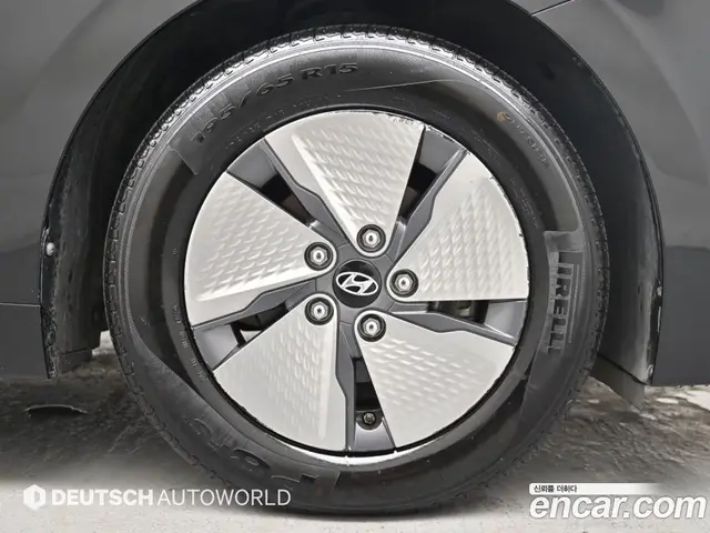 Hyundai Ioniq 2019 1.6 АКПП, миниатюра 5