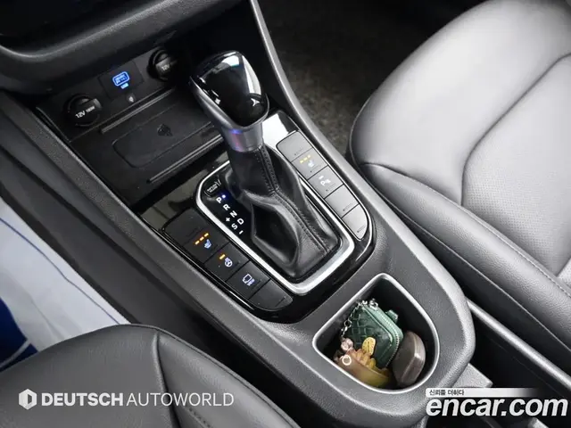 Hyundai Ioniq 2019 1.6 АКПП, миниатюра 9