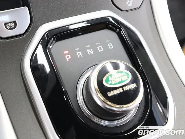 Land Rover Range Rover Evoque 2018 2.0 АКПП, миниатюра 8