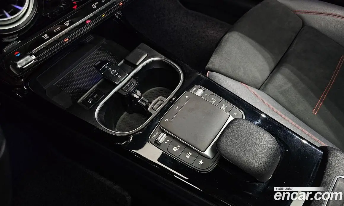 Mercedes-Benz CLA-Class 2021 2.0 АКПП, фото 19