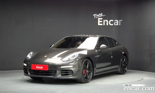 Porsche Panamera, 2015, 190 756 км