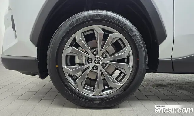 Toyota RAV4 2025 2.5 АКПП, миниатюра 4