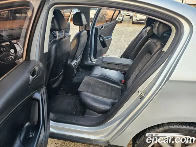 Volkswagen Passat 2011 2.0 АКПП, миниатюра 10