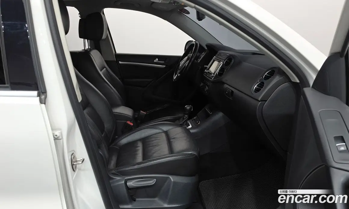 Volkswagen Tiguan 2013 2.0 АКПП, фото 11