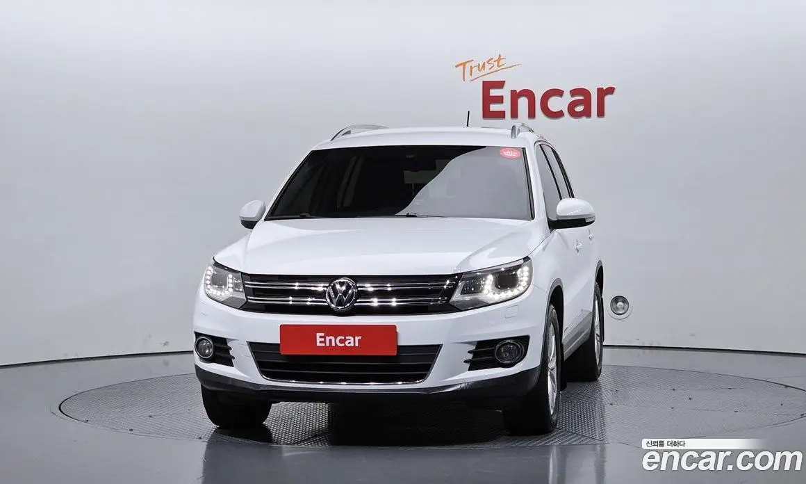 Volkswagen Tiguan 2014 2.0 АКПП, фото 3