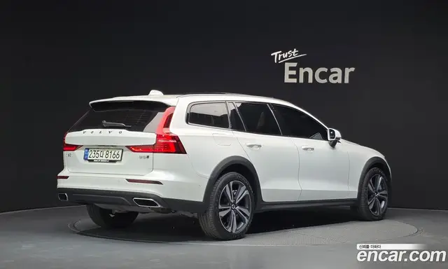 Volvo V60 2021 2.0 АКПП, миниатюра 2