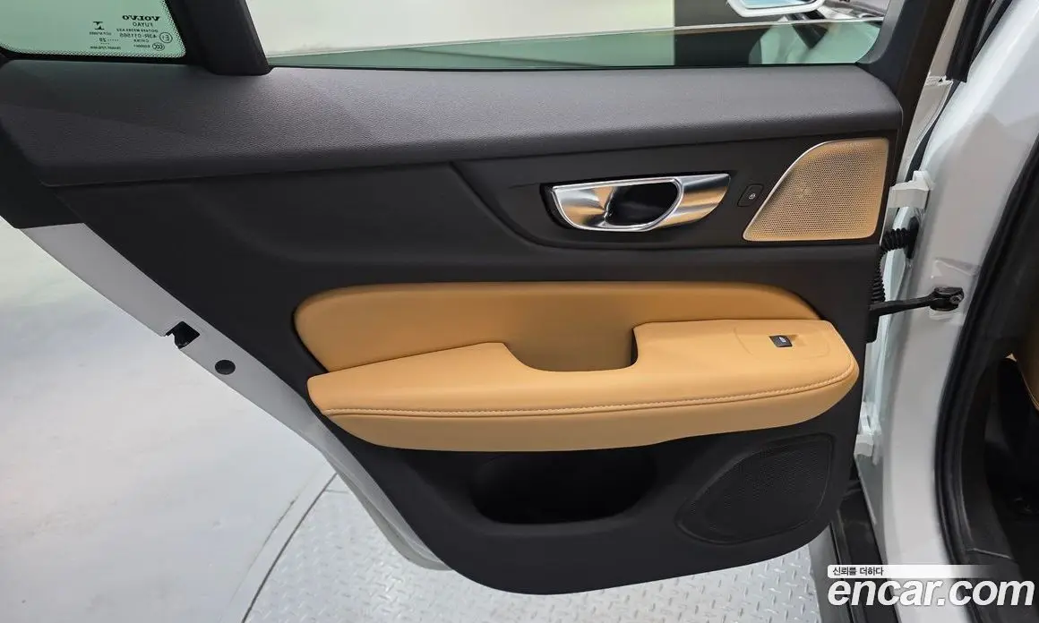 Volvo V60 2021 2.0 АКПП, фото 15