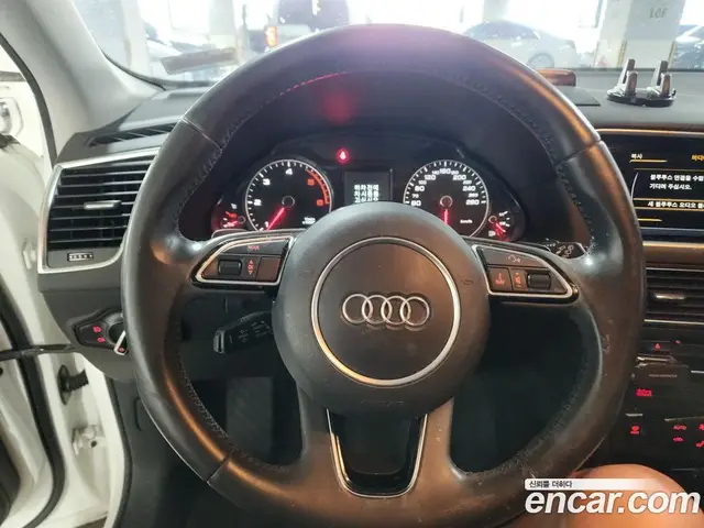 Audi Q5 2015 2.0 АКПП, миниатюра 9