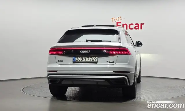Audi Q8 2021 3.0 АКПП, миниатюра 4