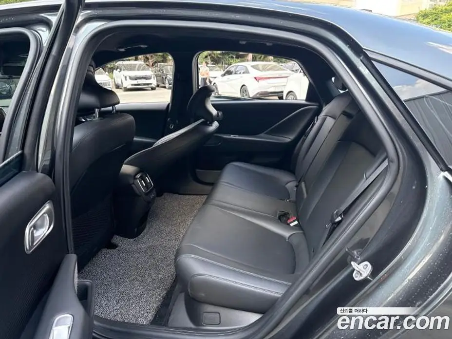 Hyundai Ioniq 6 2023 0.4 АКПП, фото 11