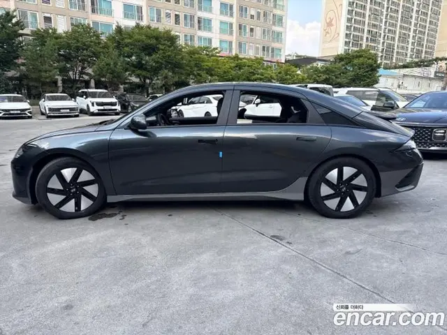 Hyundai Ioniq 6 2023 0.4 АКПП, миниатюра 5