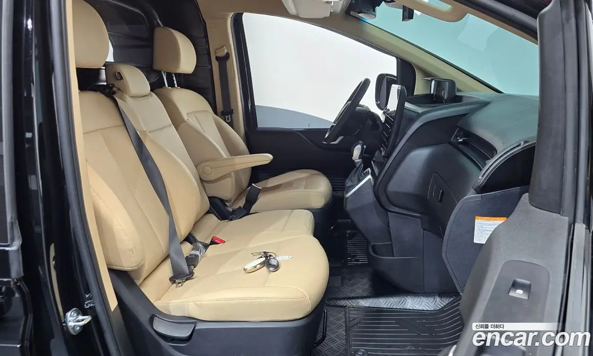 Hyundai Staria 2024 1.6 АКПП, фото 15