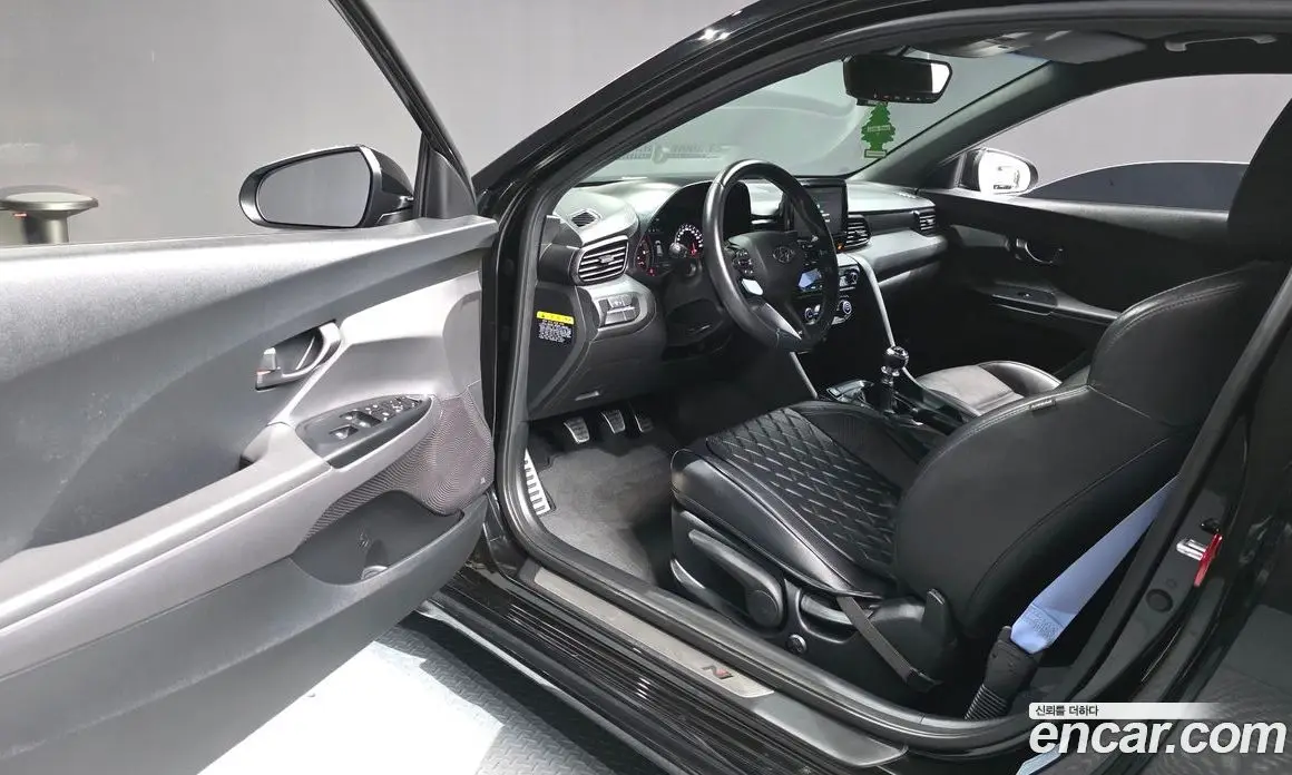 Hyundai Veloster 2019 2.0 МКПП, фото 13