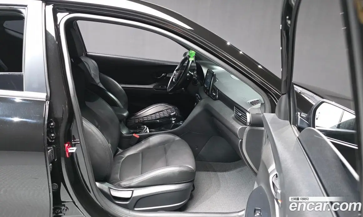 Hyundai Veloster 2019 2.0 МКПП, фото 17
