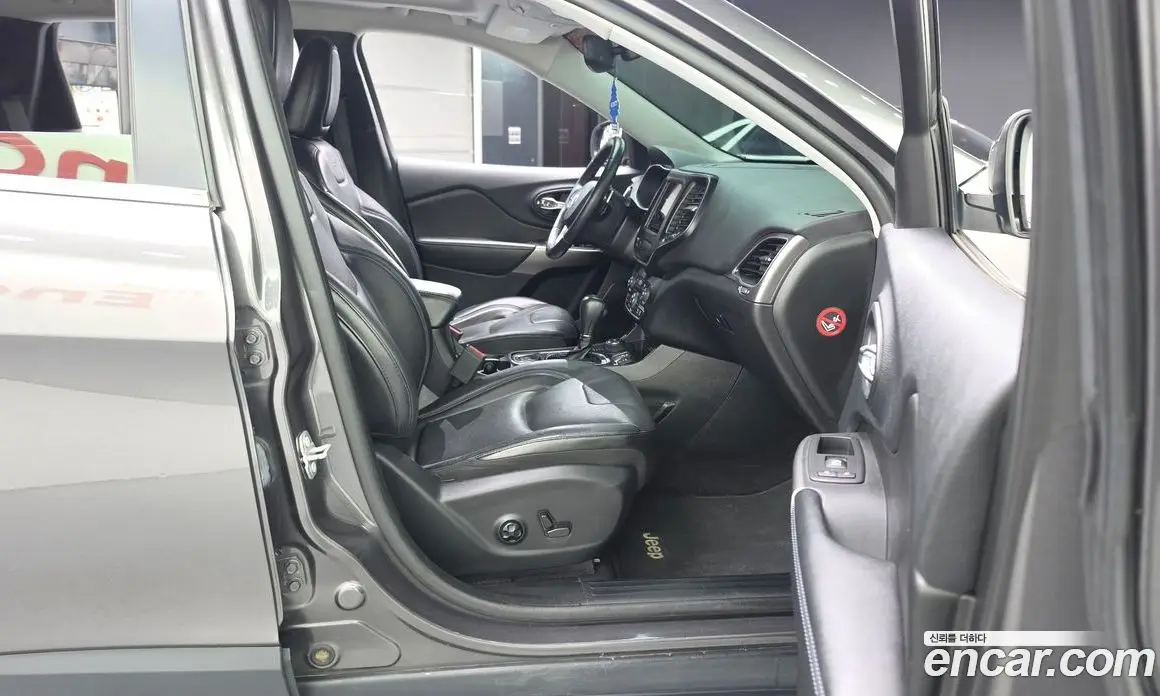Jeep Cherokee 2018 2.4 АКПП, фото 16