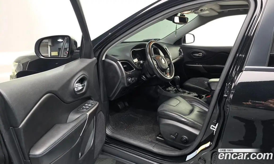 Jeep Cherokee 2019 2.4 АКПП, фото 12