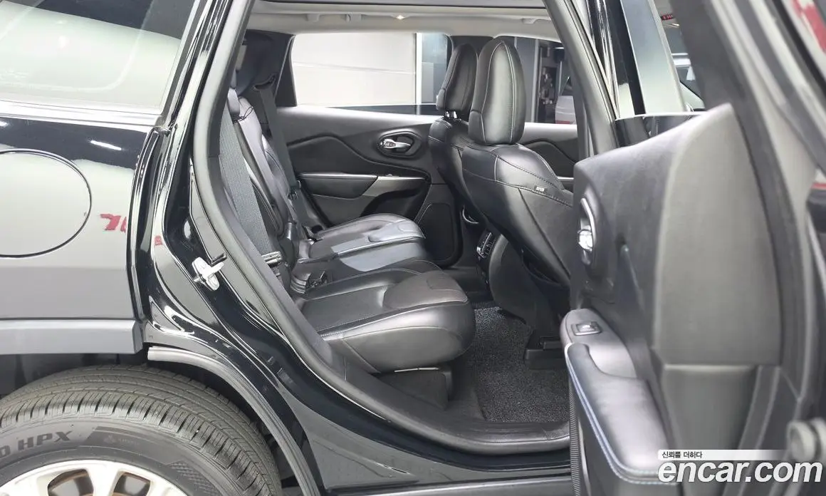 Jeep Cherokee 2019 2.4 АКПП, фото 17