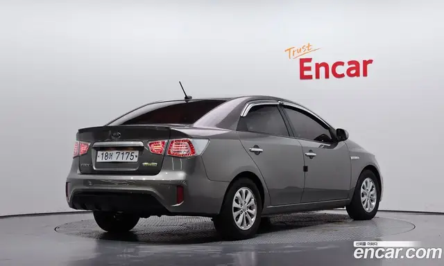 Kia Porte 2010 1.6 АКПП, миниатюра 2