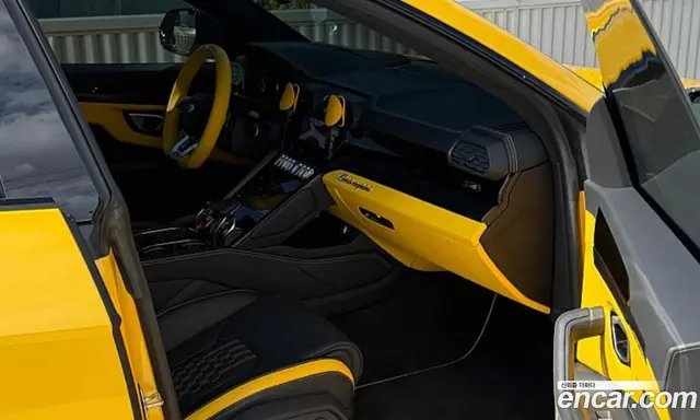 Lamborghini Urus 2024 4.0 АКПП, миниатюра 2