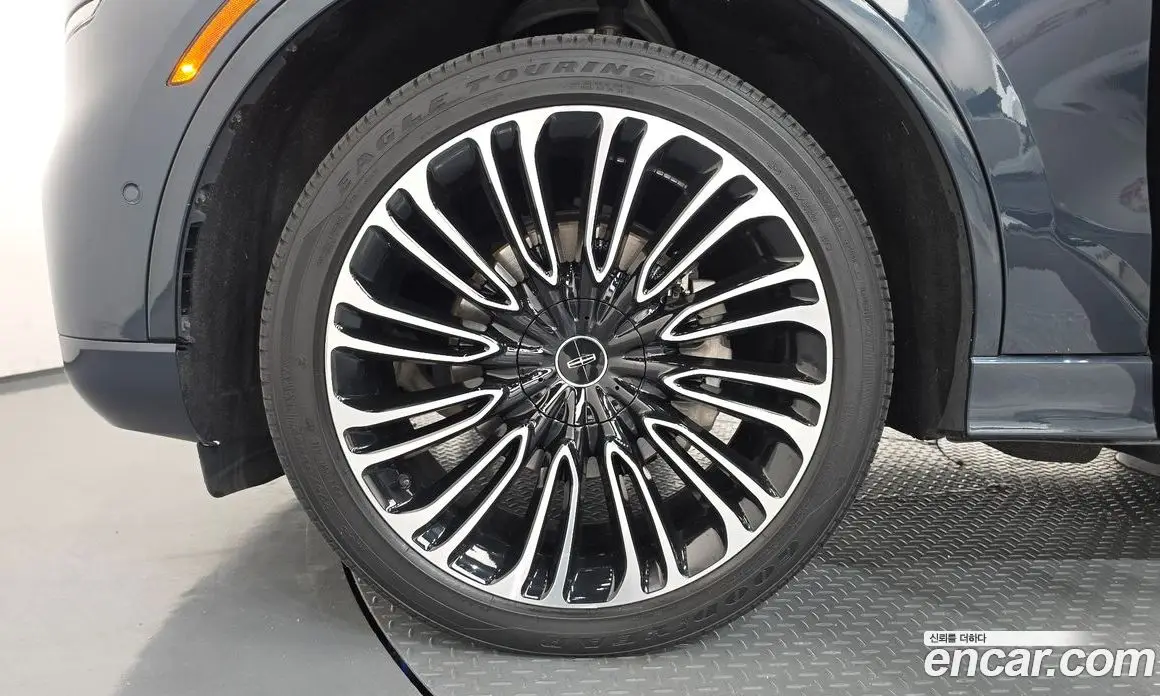 Lincoln Aviator 2022 3.0 АКПП, фото 5 Lincoln Aviator 2022 3.0 АКПП, фото 5