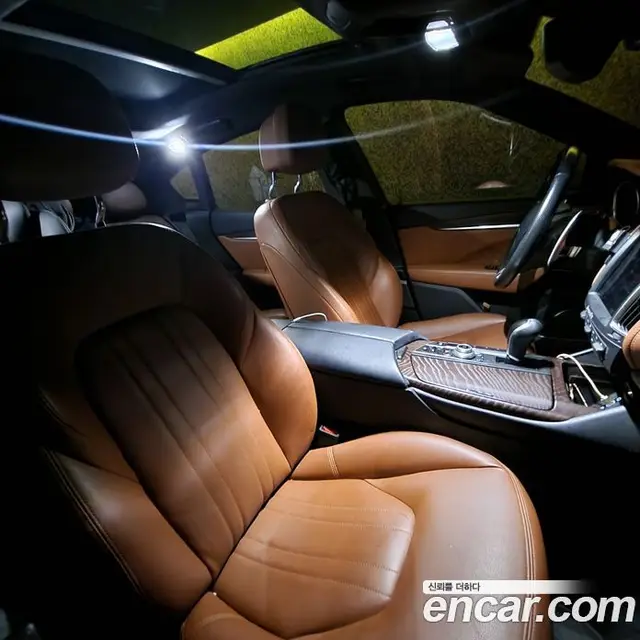 Maserati Levante, 2018, 109 000 км