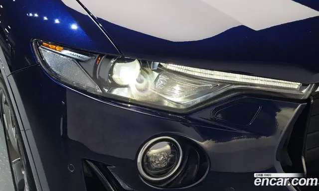 Maserati Levante 2019 3.0 АКПП, миниатюра 7 Maserati Levante 2019 3.0 АКПП, миниатюра 7