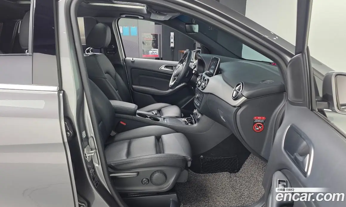 Mercedes-Benz B-Class 2017 2.0 АКПП, фото 11