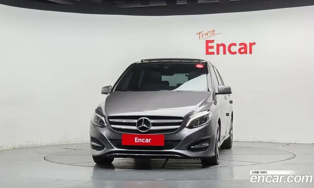 Mercedes-Benz B-Class 2017 2.0 АКПП, миниатюра 3
