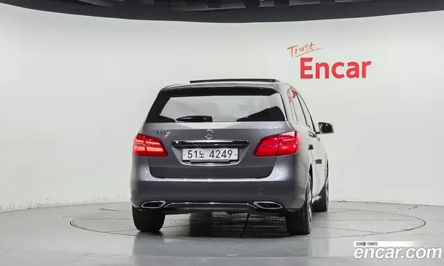 Mercedes-Benz B-Class 2017 2.0 АКПП, миниатюра 4