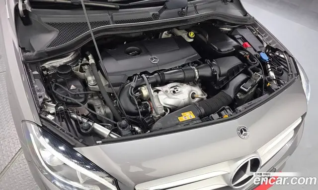 Mercedes-Benz B-Class 2017 2.0 АКПП, миниатюра 6