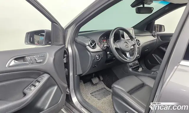 Mercedes-Benz B-Class 2017 2.0 АКПП, миниатюра 10