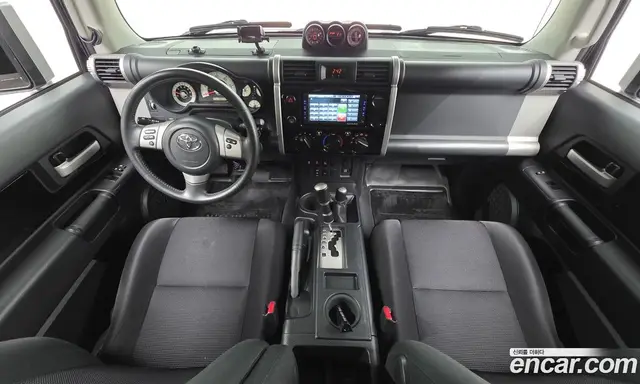 Toyota FJ Cruiser 2014 4.0 АКПП, миниатюра 7 Toyota FJ Cruiser 2014 4.0 АКПП, миниатюра 7