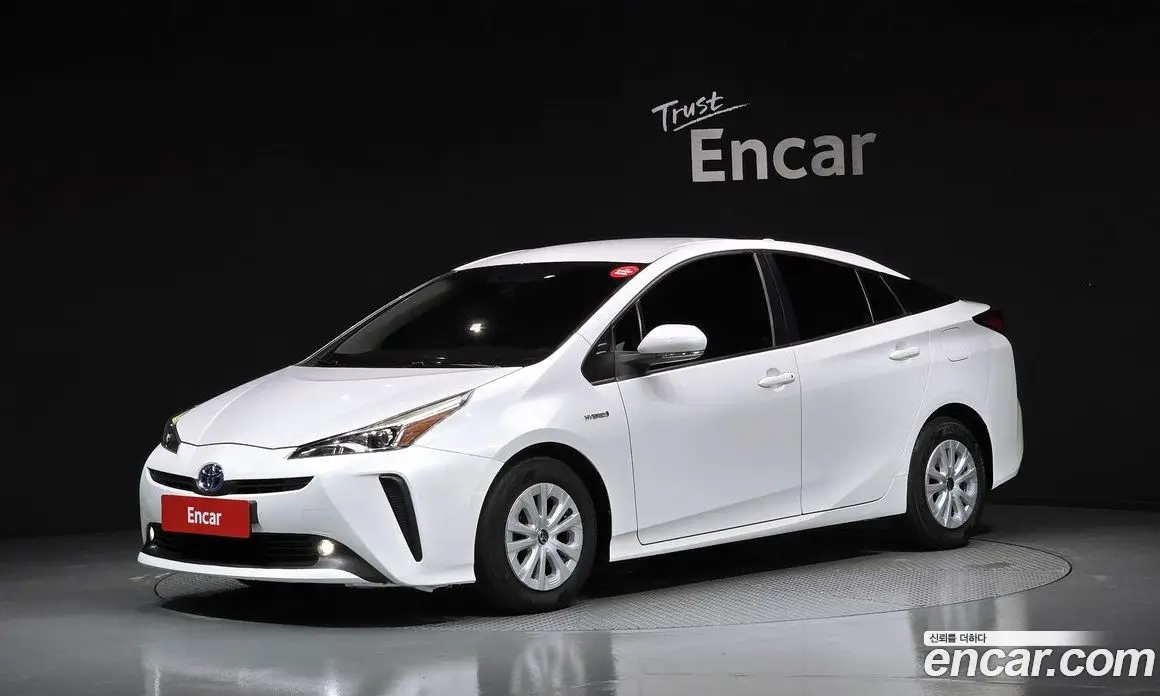 Toyota Prius 2019 1.8 АКПП, фото 1 Toyota Prius 2019 1.8 АКПП, фото 1