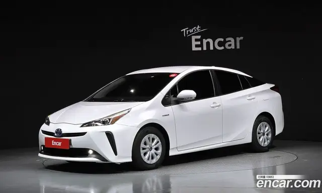 Toyota Prius, 2019, 135 181 км