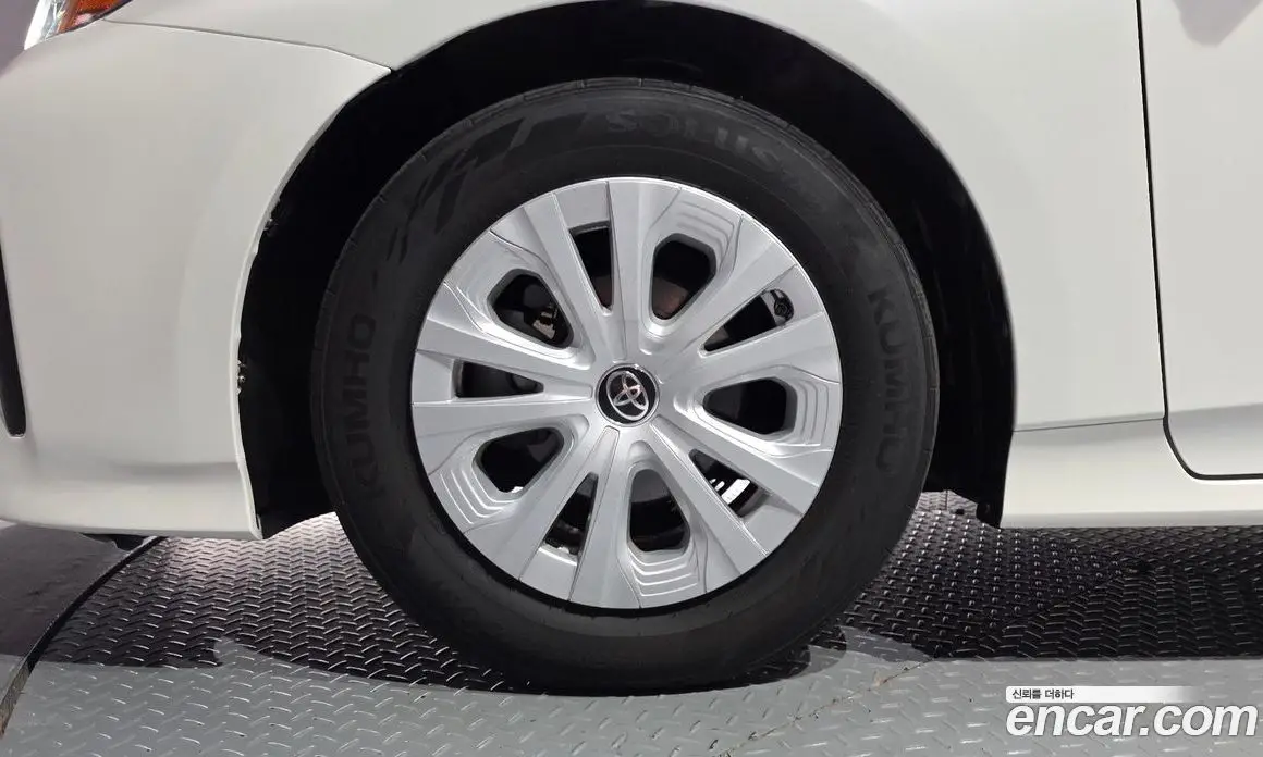Toyota Prius 2019 1.8 АКПП, фото 5 Toyota Prius 2019 1.8 АКПП, фото 5