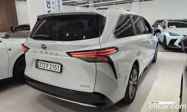 Toyota Sienna 2025 2.5 вариатор, миниатюра 2