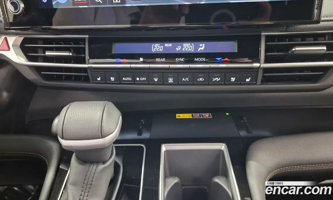 Toyota Sienna 2025 2.5 вариатор, фото 13